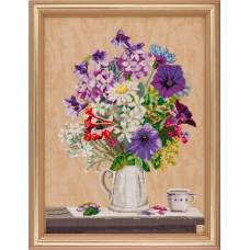 Bouquet with petunia. 32x40 cm